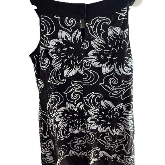 Black and White Floral Dress - Picture 2 of 7